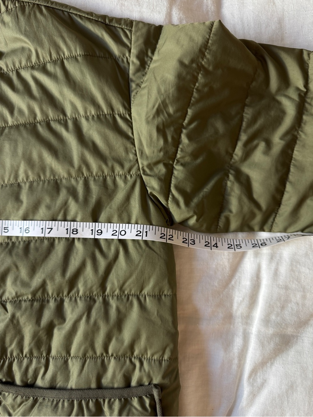 Everlane Olive Green Quilted Puffer Jacket size M - Picture 5 of 9